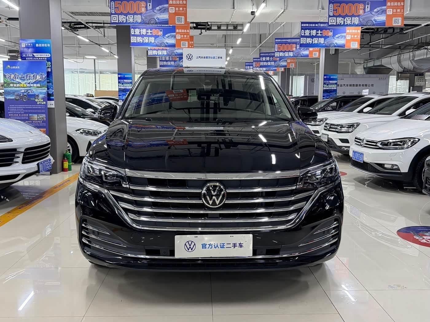 2022 Volkswagen Viloran Black, 46,000 km, China export – photo 2