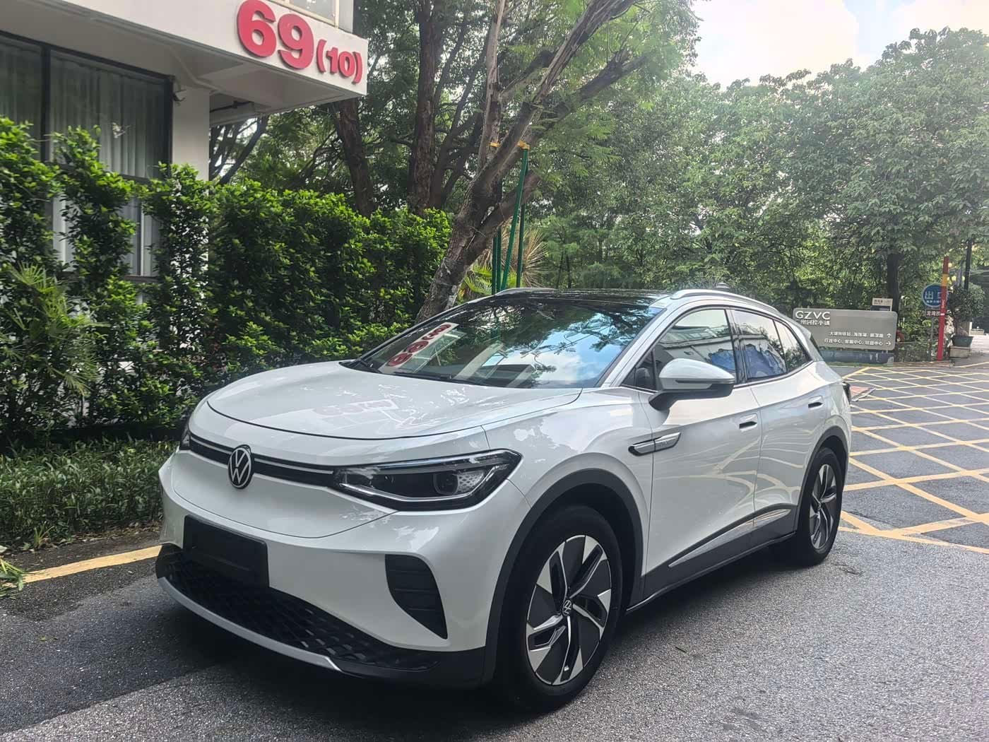 2022 Volkswagen ID.4 CROZZ White, 22,000 km, China export – photo 1