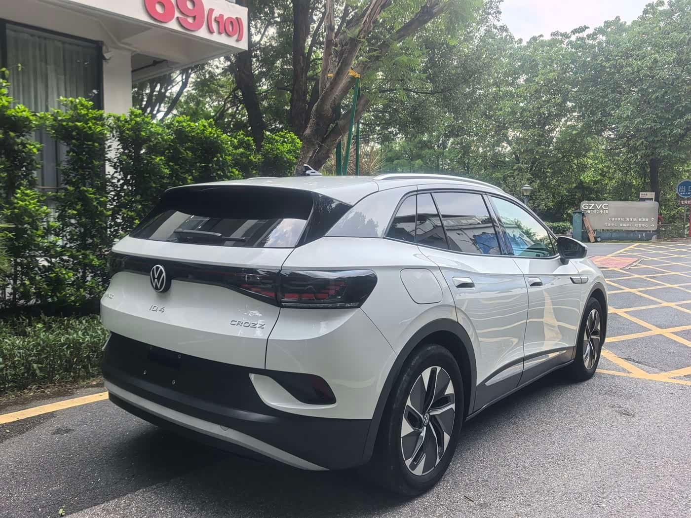 2022 Volkswagen ID.4 CROZZ White, 22,000 km, China export – photo 4