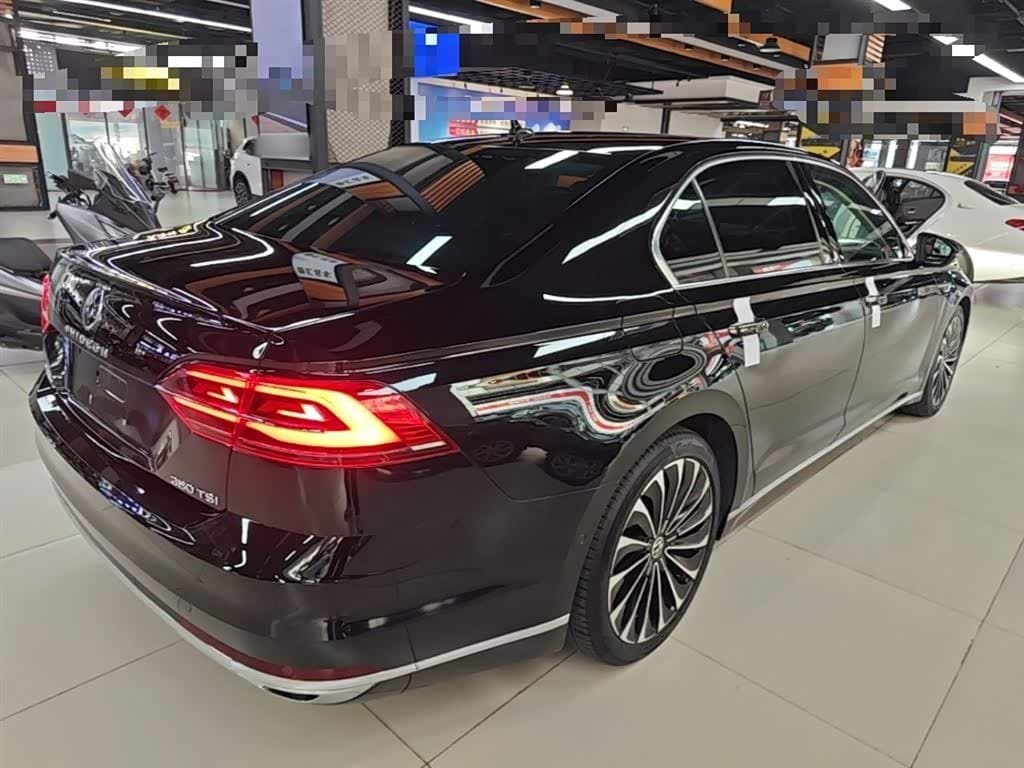 2020 Volkswagen Phideon Black, 45,600 km, China export – photo 7
