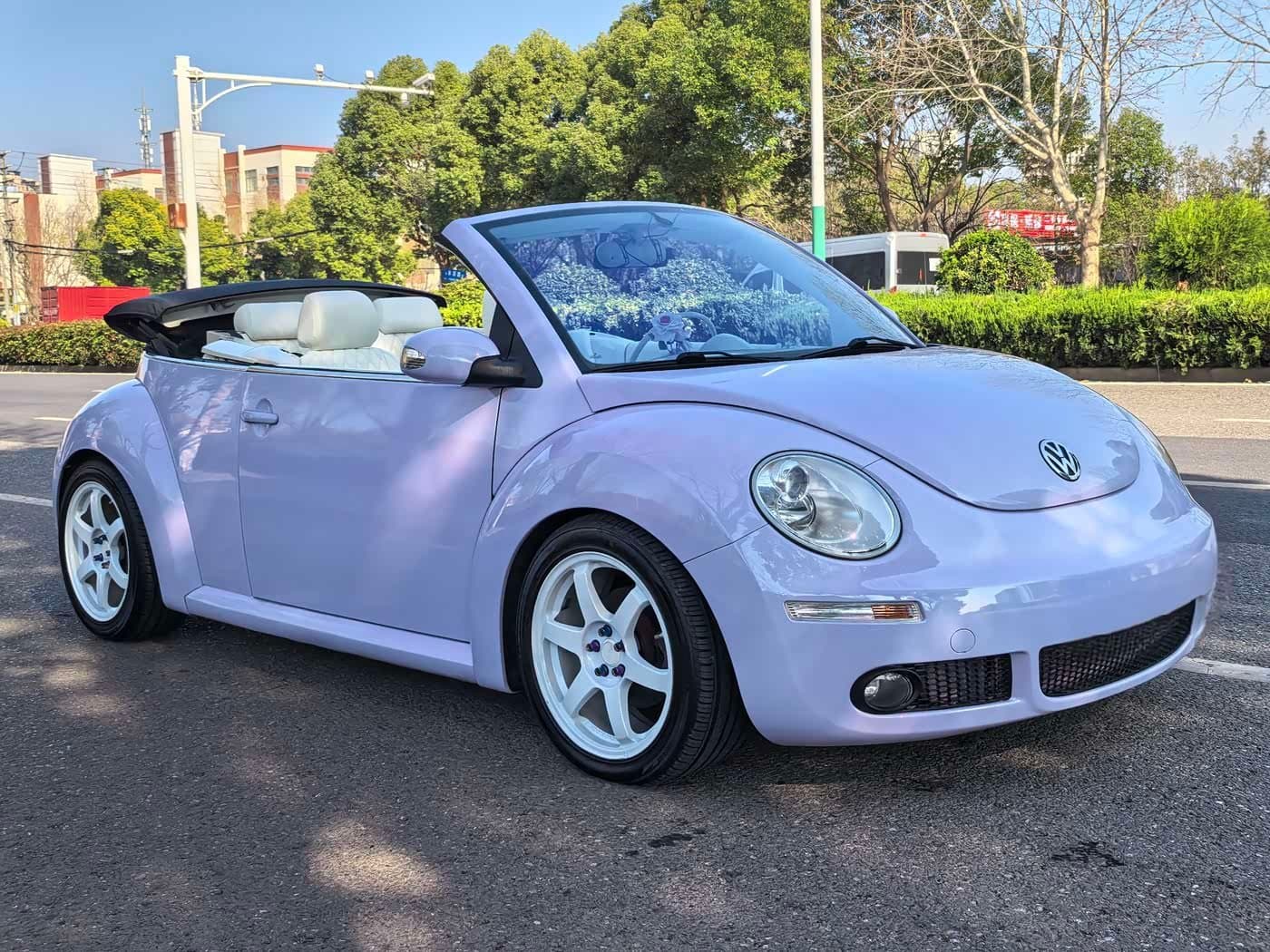 2010 Volkswagen Beetle Red, 66,800 km, China export – photo 2
