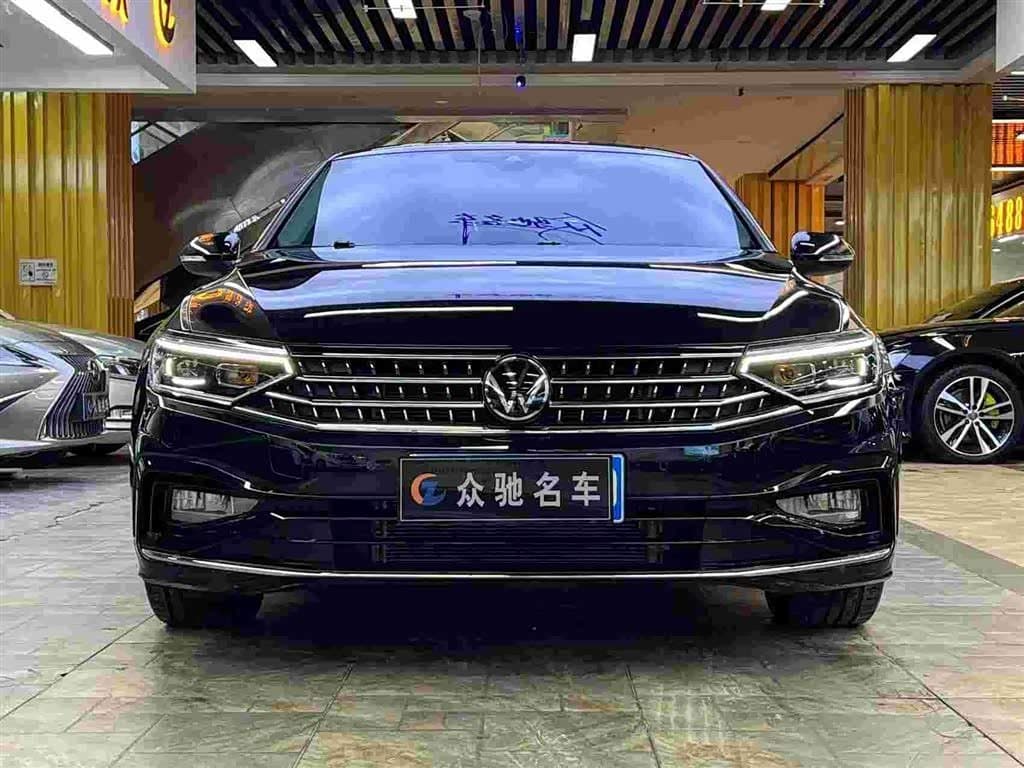 2022 Volkswagen Magotan Black, 30,000 km, China export – photo 2