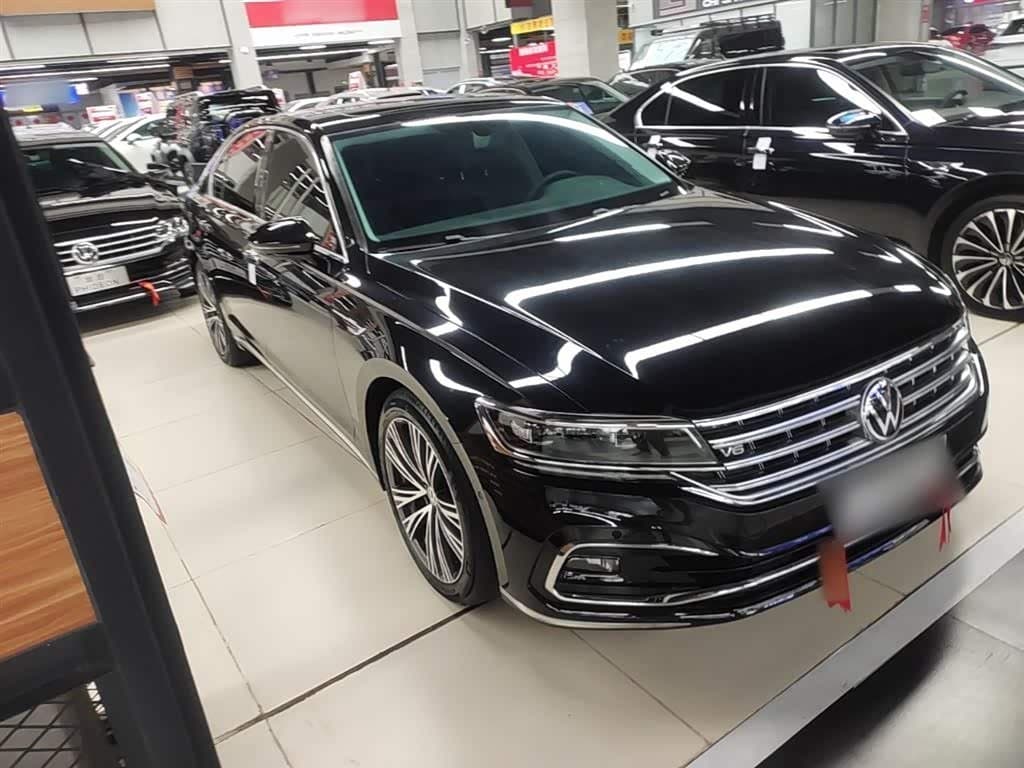 2020 Volkswagen Phideon Black, 61,100 km, China export – photo 4