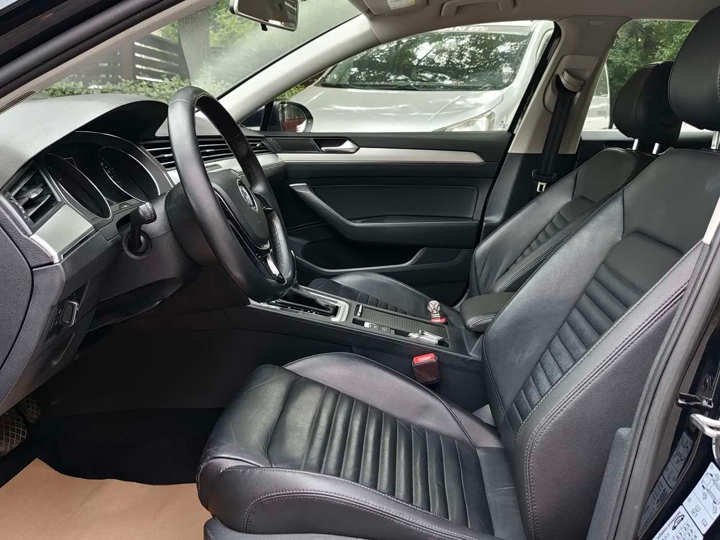 2017 Volkswagen Magotan Black, 115,000 km, China export – photo 7