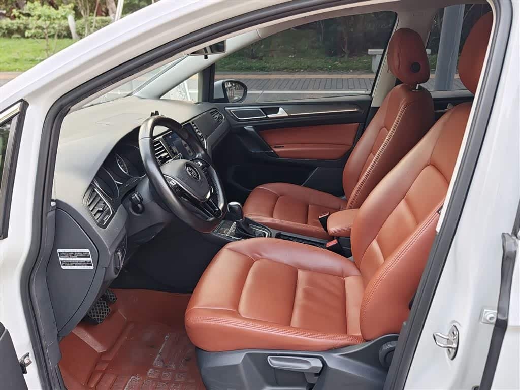 2016 Volkswagen Golf Sportsvan White, 69,400 km, China export – photo 7