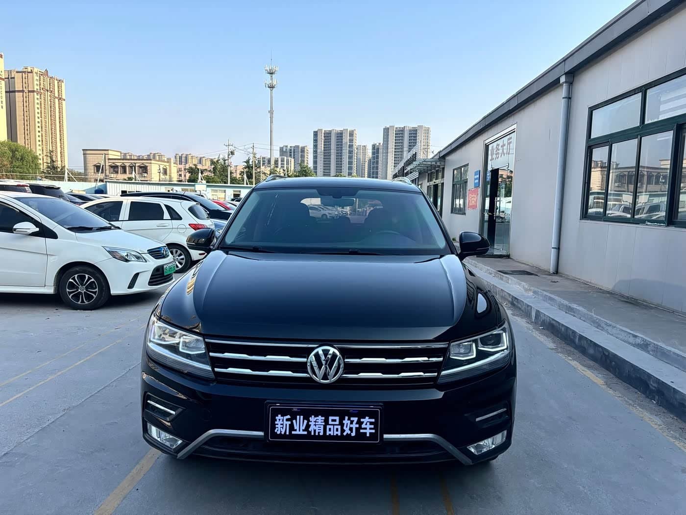 2019 Volkswagen Tiguan L Black, 90,000 km, China export – photo 3