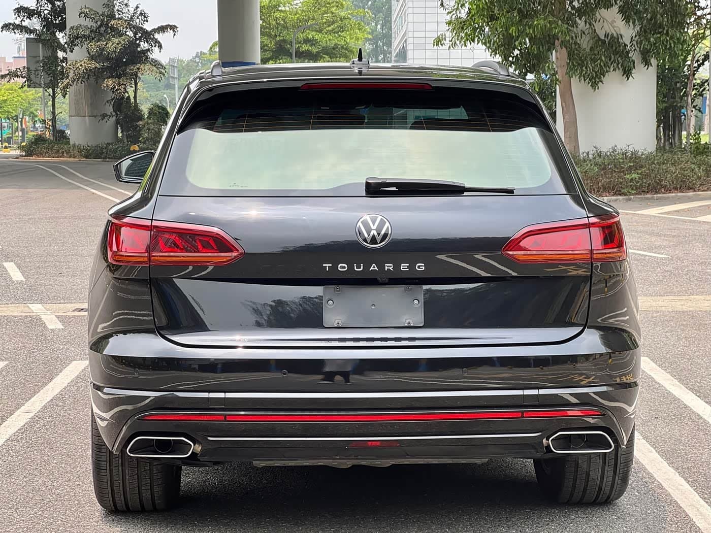 2021 Volkswagen Touareg Black, 60,000 km, China export – photo 5