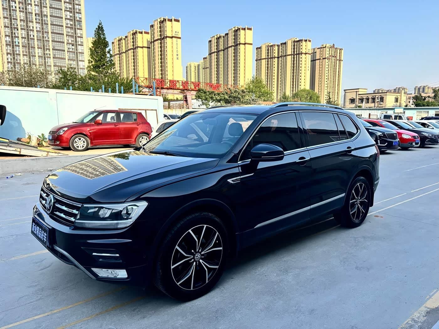 2019 Volkswagen Tiguan L Black, 90,000 km, China export – photo 1