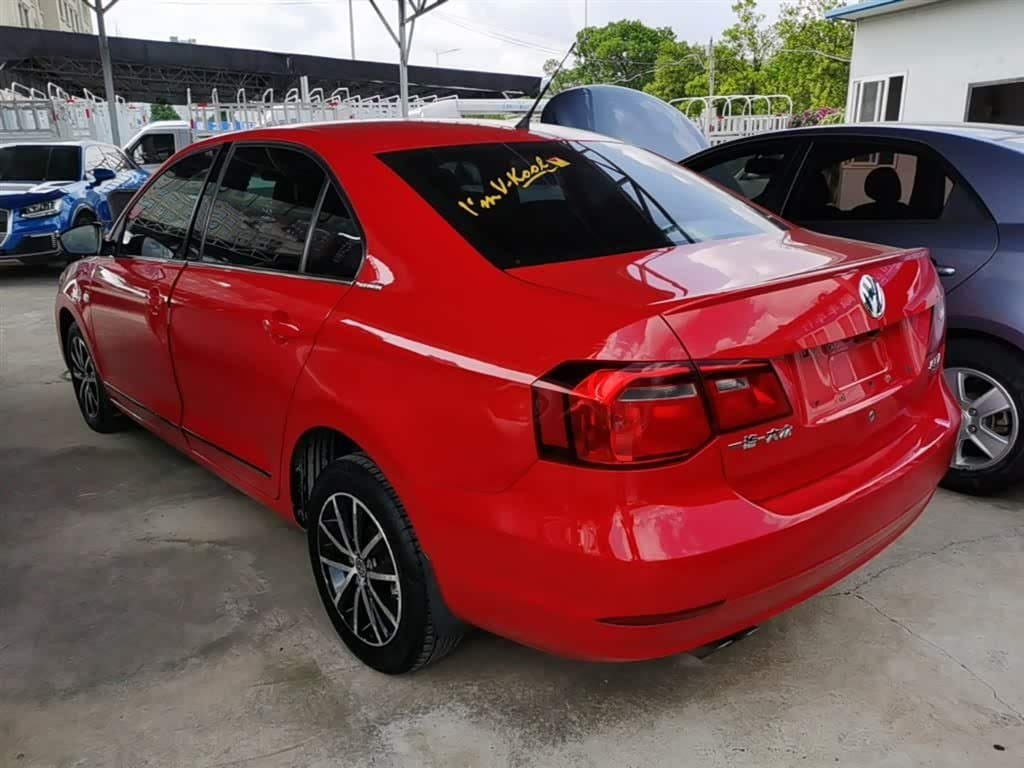 2014 Volkswagen Jetta Red, 128,900 km, China export – photo 5