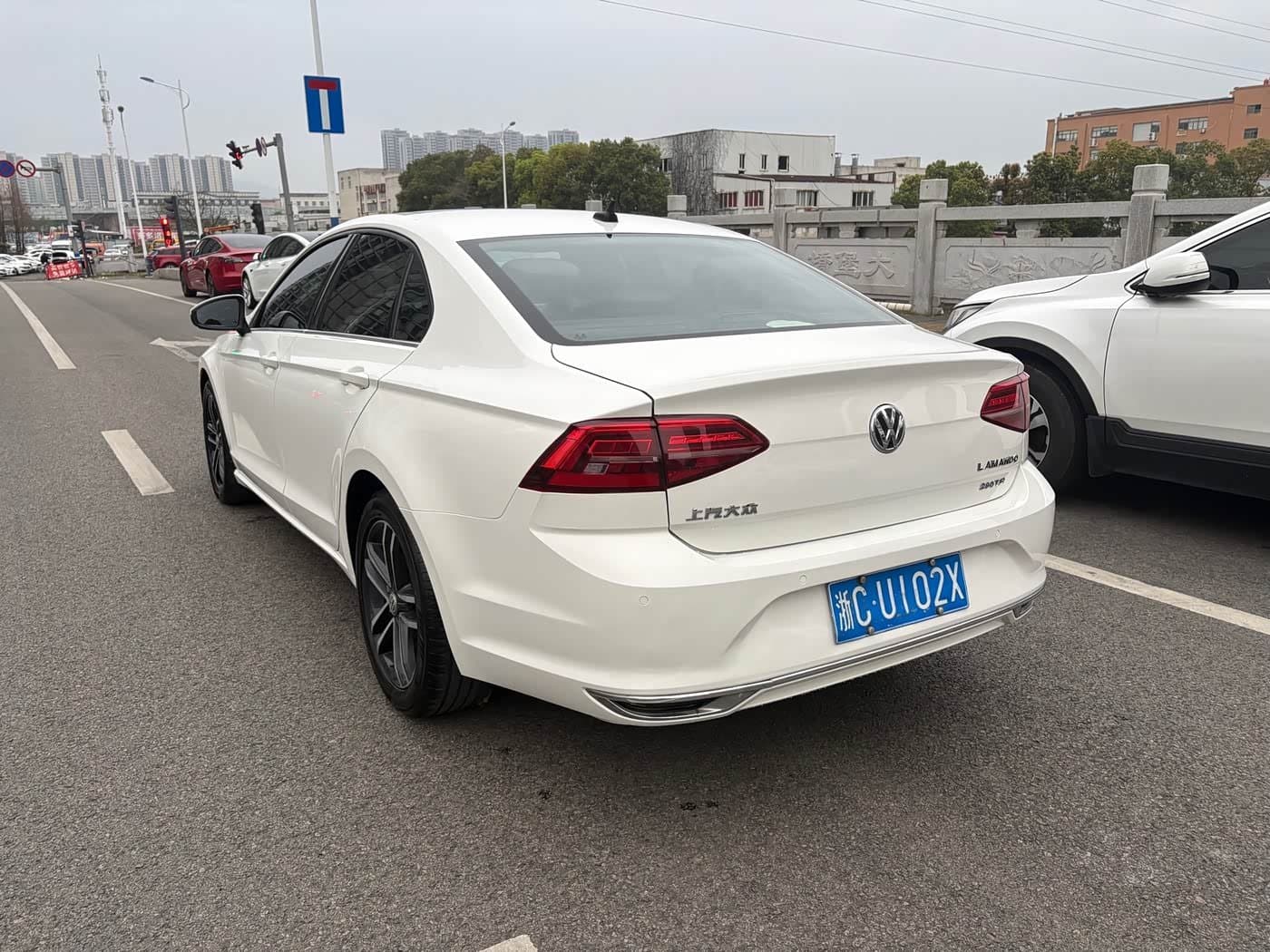 2020 Volkswagen Lamando White, 61,000 km, China export – photo 5