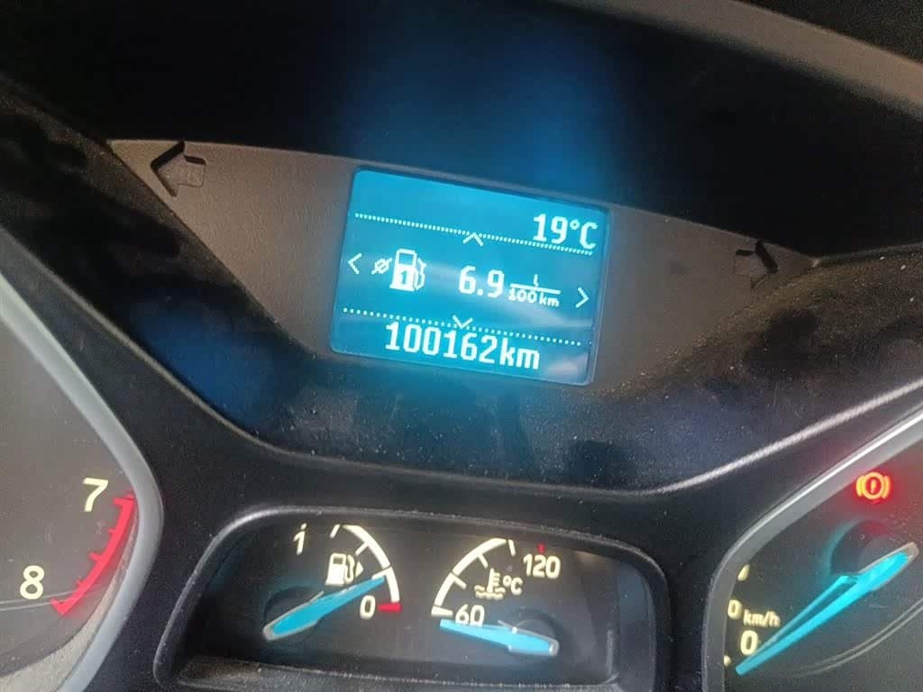 2017 Ford Focus White, 100,200 km, China export – photo 5