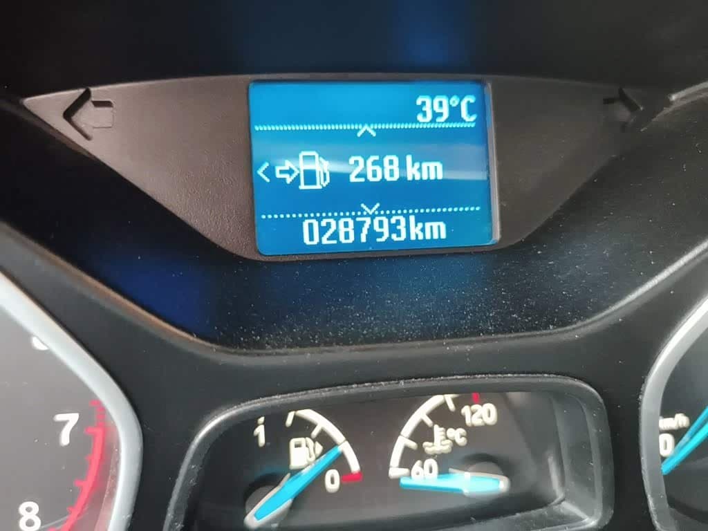 2017 Ford Focus White, 28,800 km, China export – photo 5