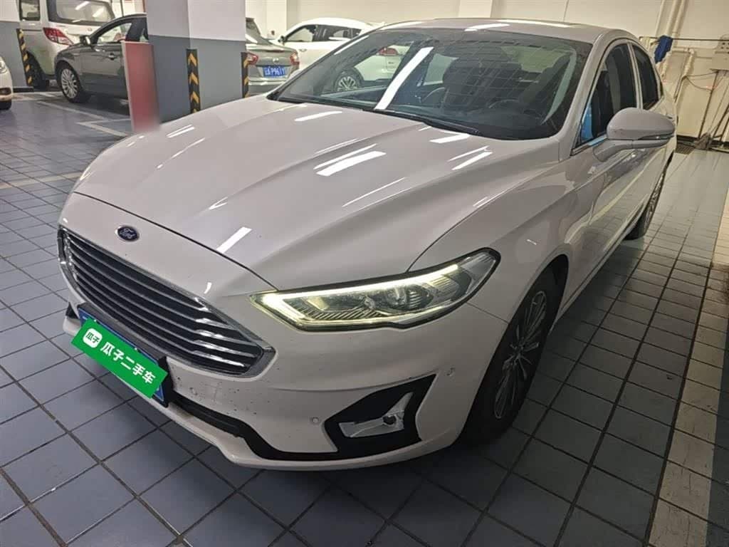 2020 Ford Mondeo White, 65,900 km, China export – photo 2