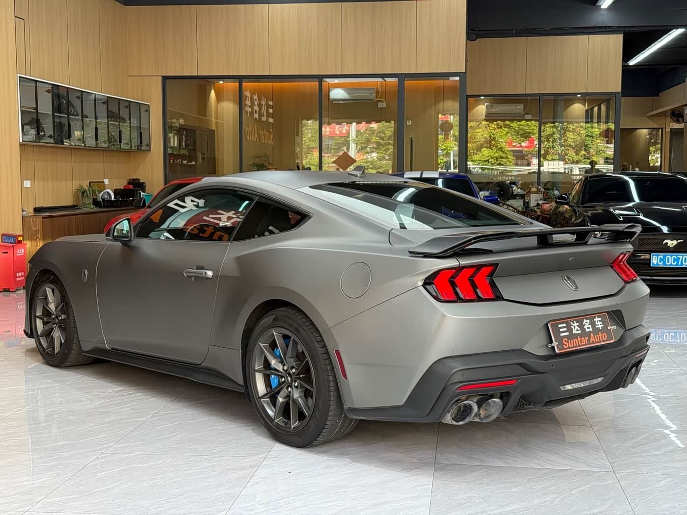 2024 Ford Mustang 银灰色, 15,000 km, China export – photo 4
