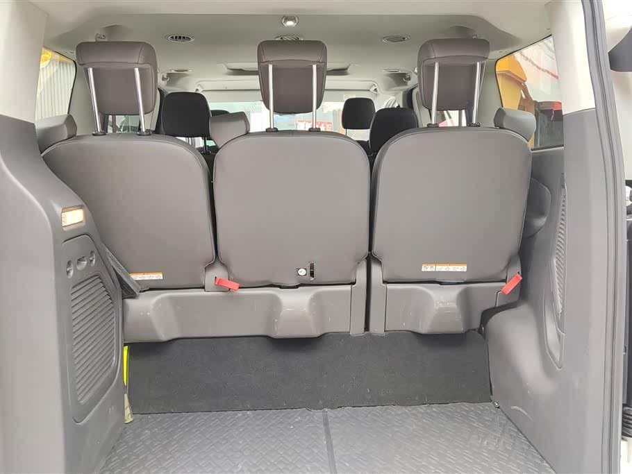 2017 Ford Tourneo White, 80,800 km, China export – photo 4