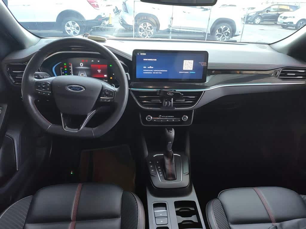 2022 Ford Focus Yellow, 31,100 km, China export – photo 6