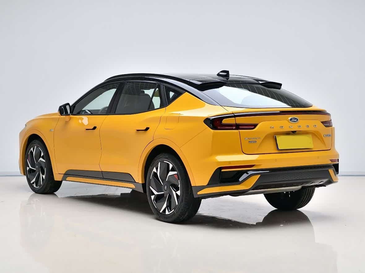 2024 Ford Mondeo Yellow, 21,100 km, China export – photo 3