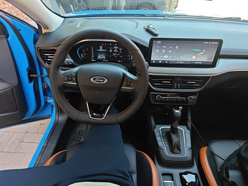 2022 Ford Focus Blue, 24,800 km, China export – photo 7