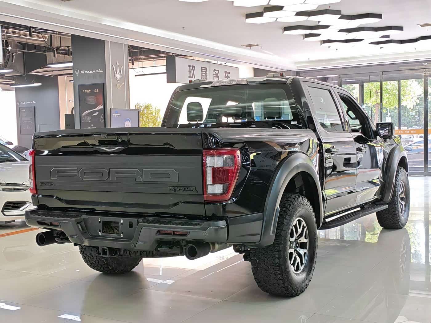 2023 Ford F-150 Raptor Black, 5,000 km, China export – photo 6