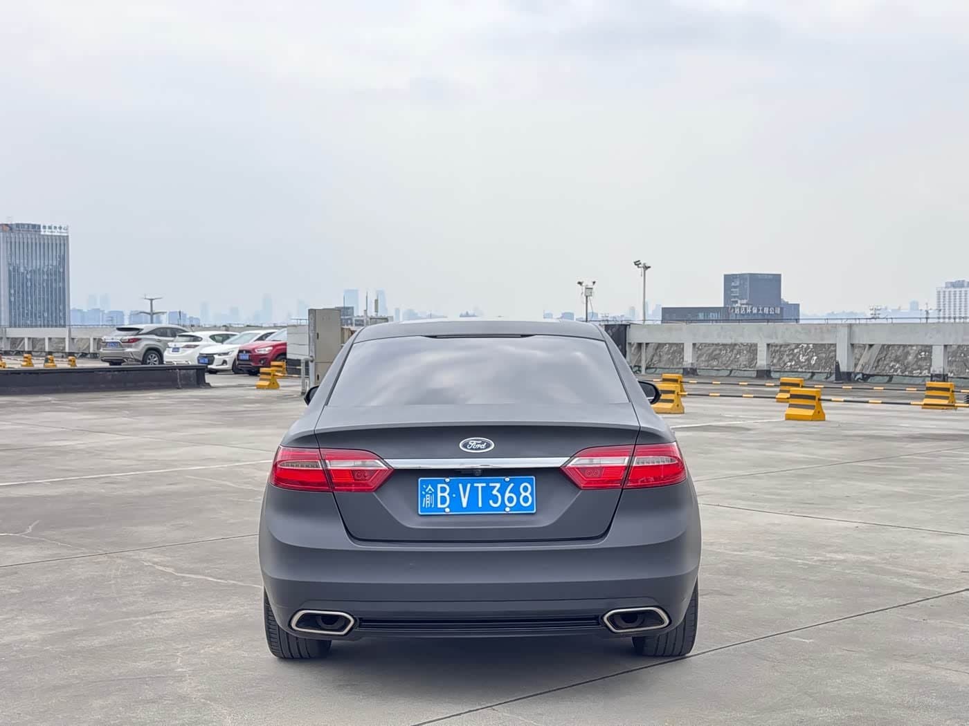 2016 Ford Taurus Black, 80,000 km, China export – photo 5