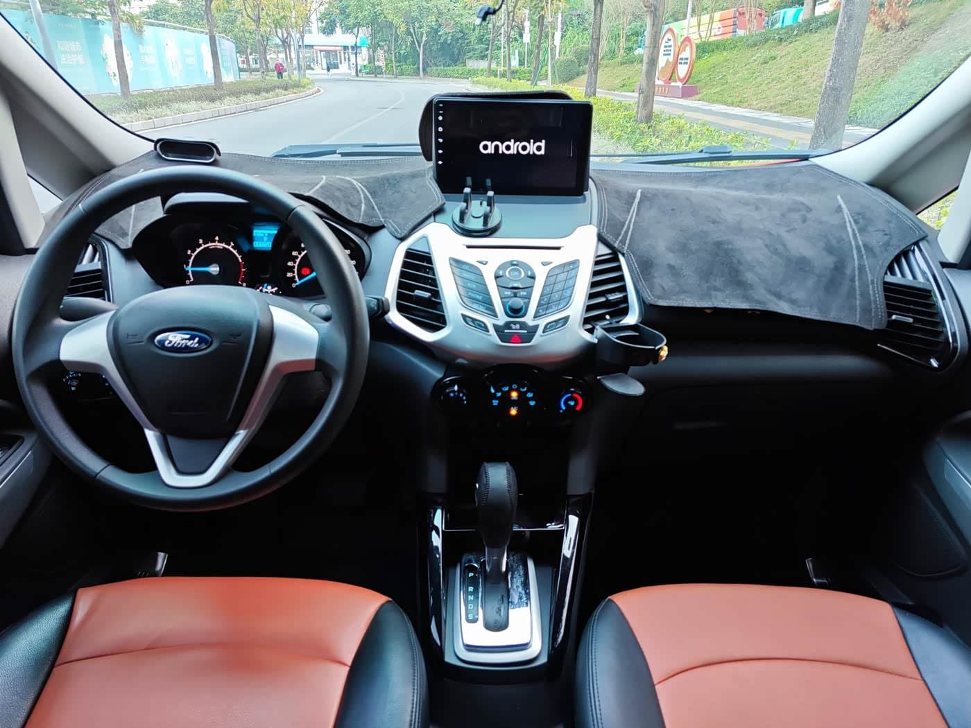 2013 Ford EcoSport Red, 60,000 km, China export – photo 6