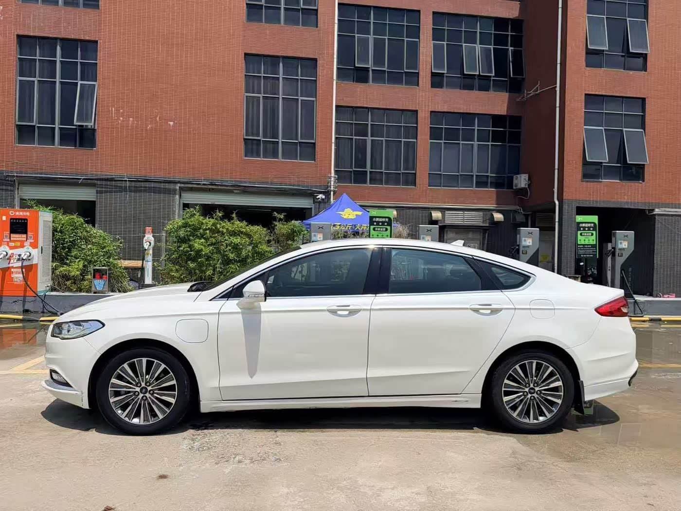 2018 Ford Mondeo New Energy White, 80,000 km, China export – photo 4