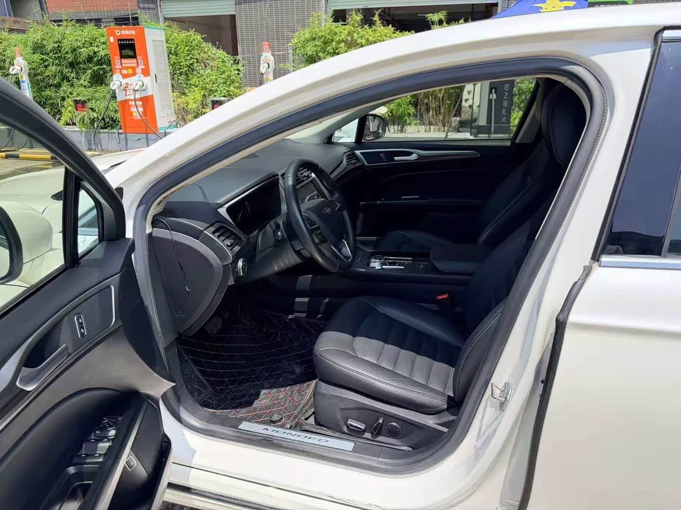 2018 Ford Mondeo New Energy White, 80,000 km, China export – photo 7