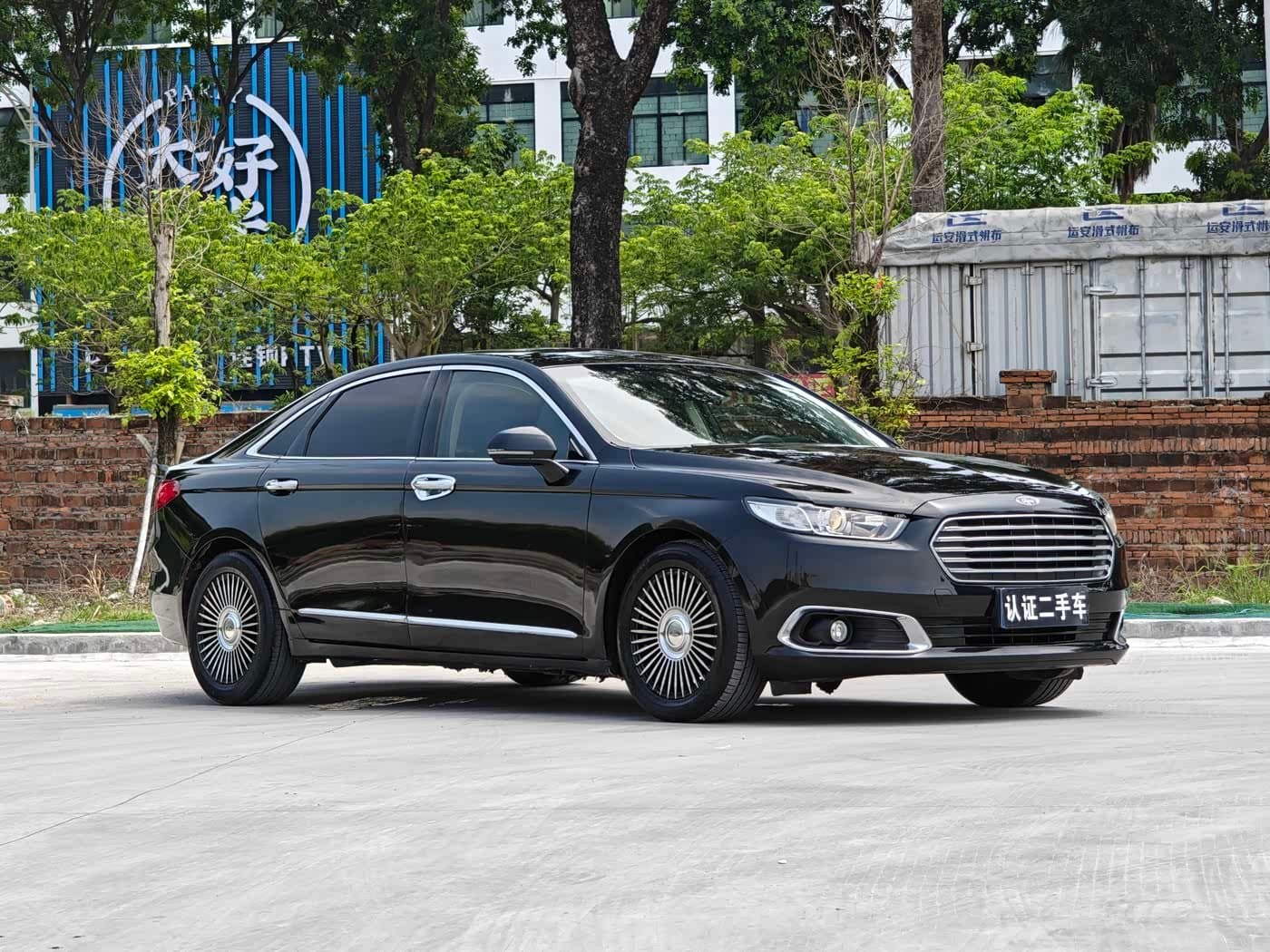 2016 Ford Taurus Black, 150,000 km, China export – photo 3