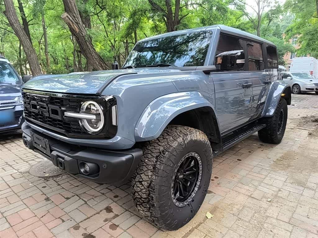 2024 Ford Bronco Blue, 12,400 km, China export – photo 1