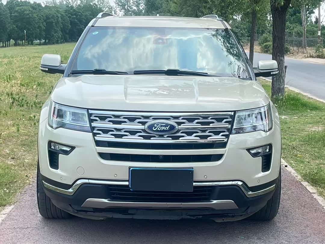 2016 Ford Explorer Champagne, 150,000 km, China export – photo 2