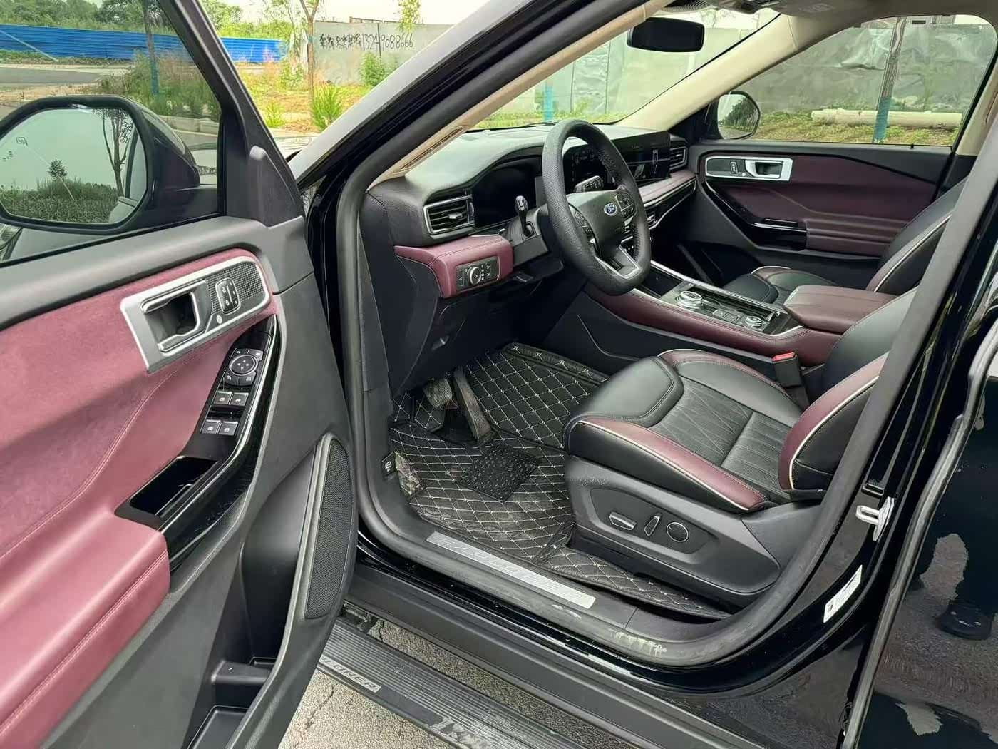2022 Ford Explorer Black, 40,000 km, China export – photo 4