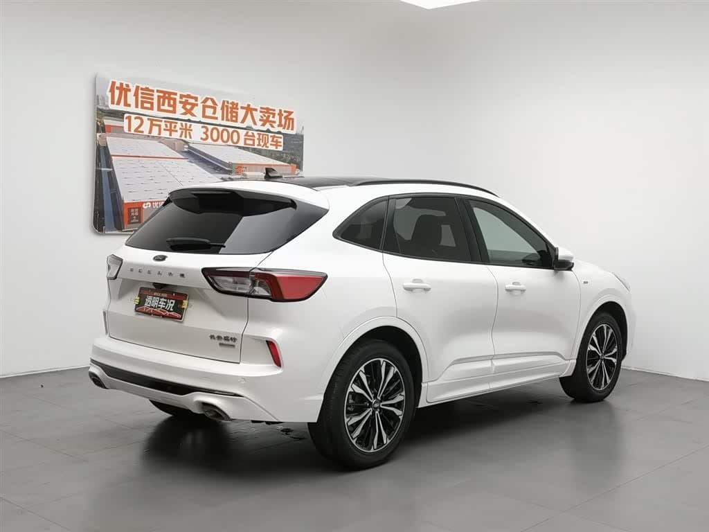 2019 Ford Escape White, 83,800 km, China export – photo 2