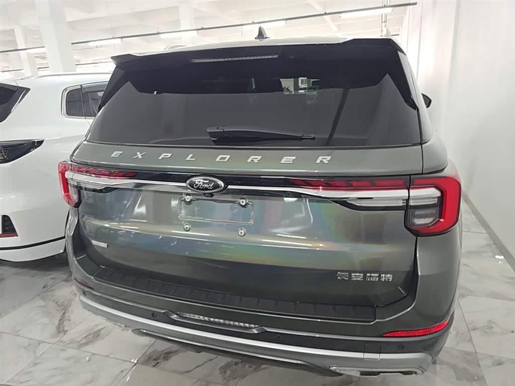 2022 Ford Explorer 银灰色, 76,400 km, China export – photo 6