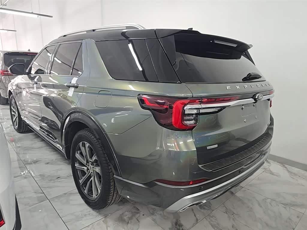 2022 Ford Explorer 银灰色, 76,400 km, China export – photo 5