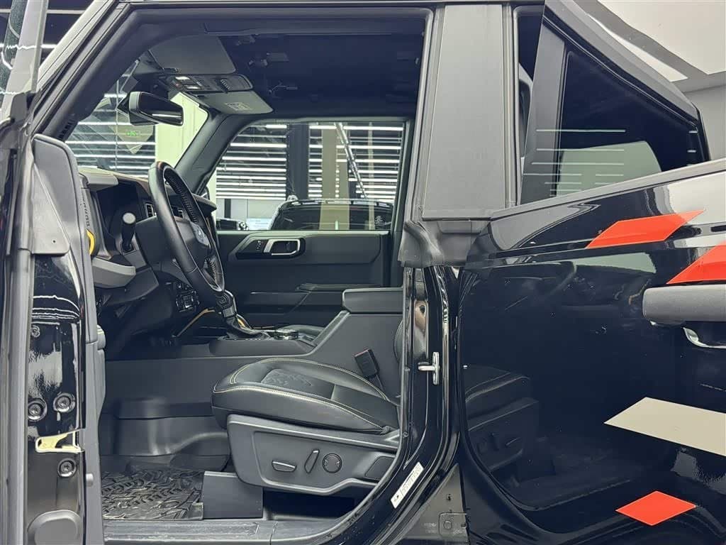 2024 Ford Bronco Black, 17,300 km, China export – photo 7