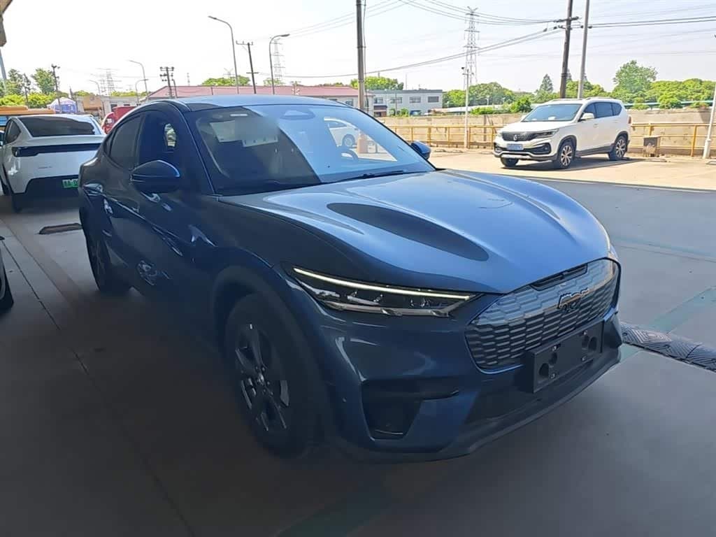 2021 Ford Mustang Mach-E Blue, 300 km, China export – photo 4