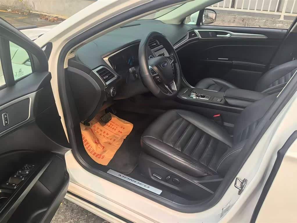 2016 Ford Mondeo White, 75,000 km, China export – photo 6