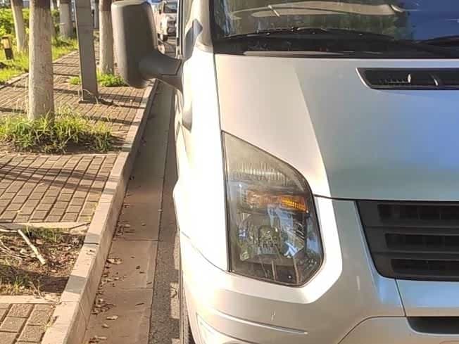2020 Ford New Generation Transit 银灰色, 83,000 km, China export – photo 7