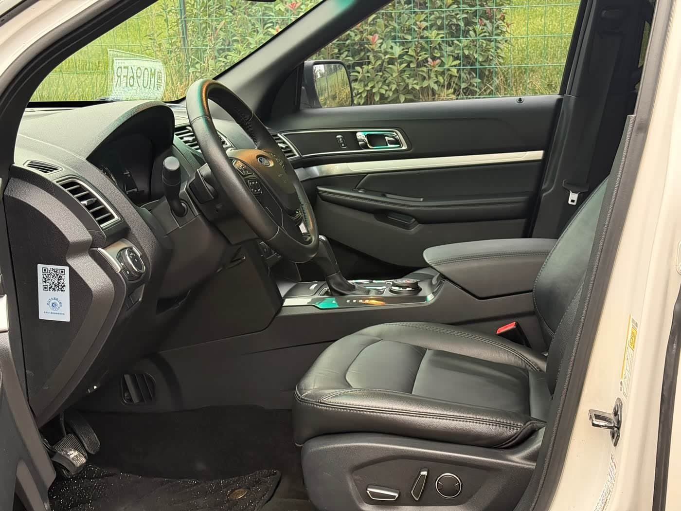2015 Ford Explorer White, 100,000 km, China export – photo 5