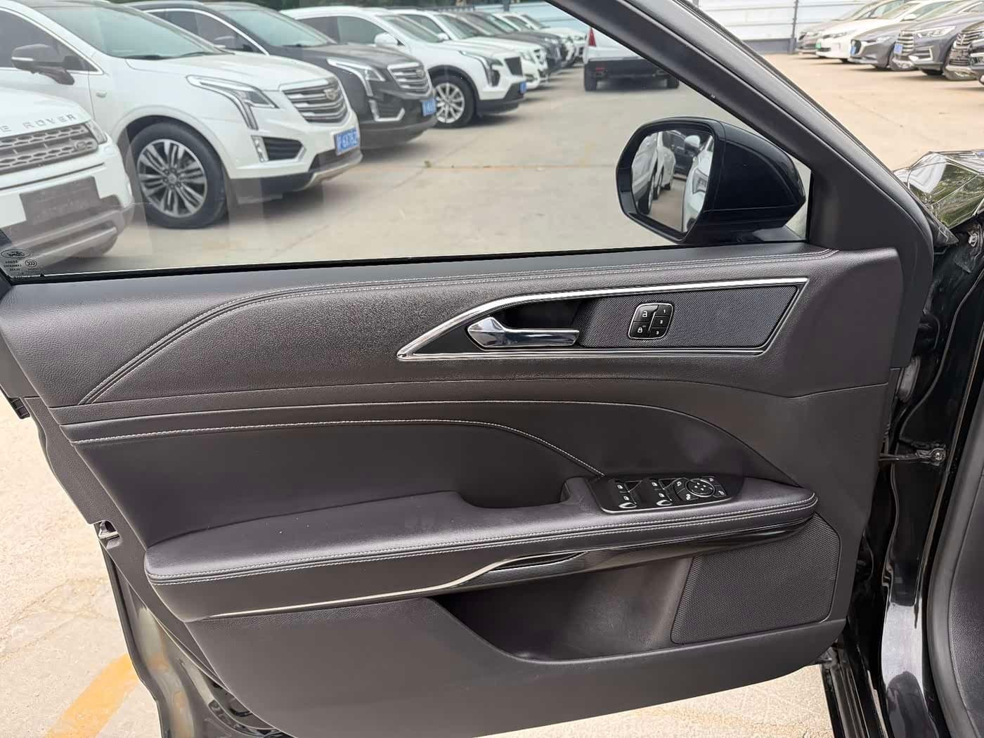 2018 Ford Taurus Black, 70,000 km, China export – photo 3