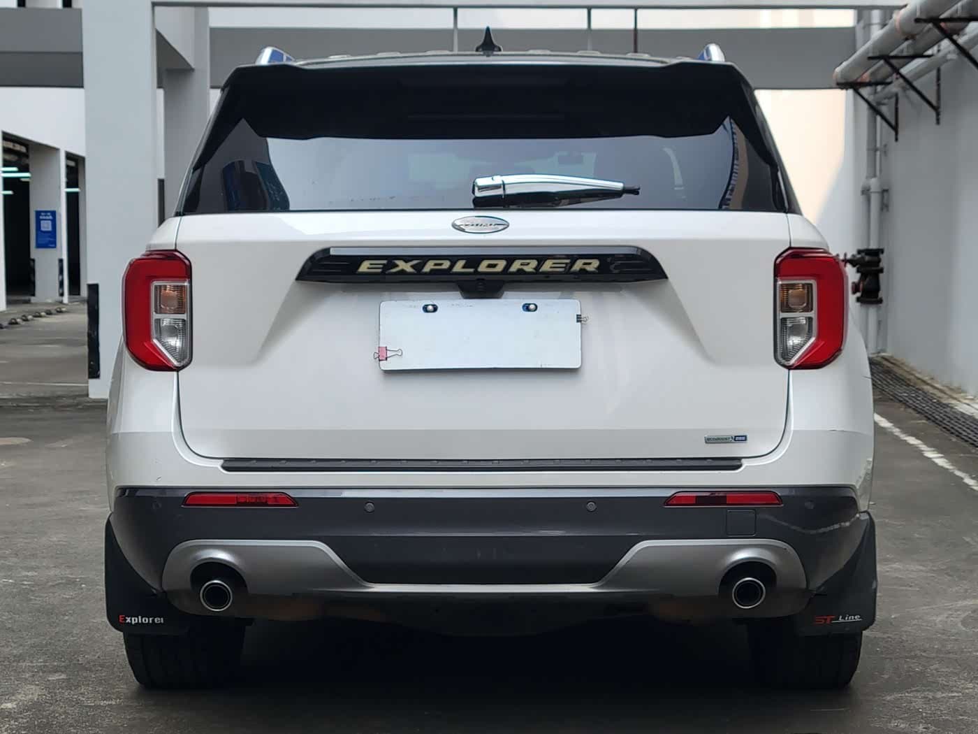 2020 Ford Explorer White, 130,000 km, China export – photo 4