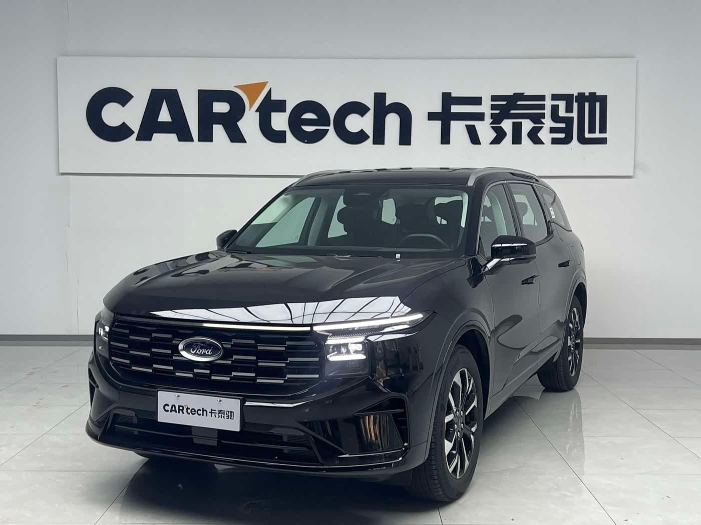 2025 Ford Edge Black, 2,000 km, China export – photo 1