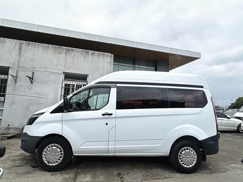 2017 Ford Transit White, 80,000 km, China export – photo 3