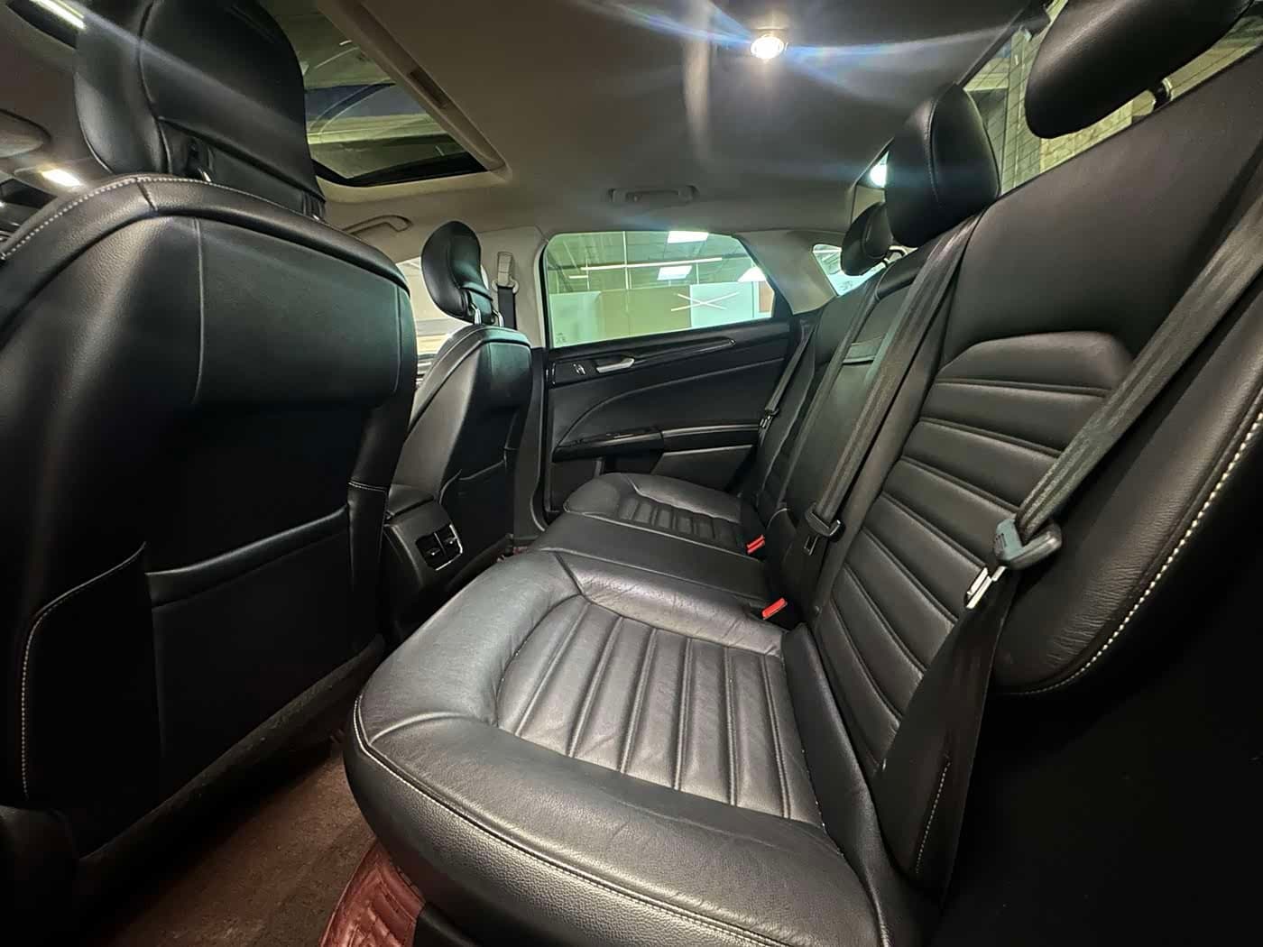 2016 Ford Mondeo White, 77,700 km, China export – photo 5
