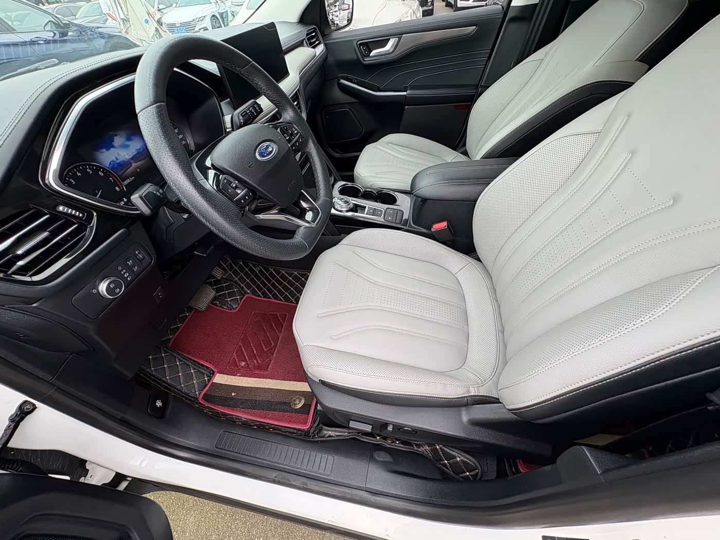 2020 Ford Escape White, 60,000 km, China export – photo 6