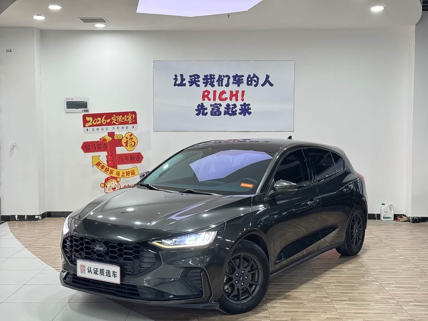 2022 Ford Focus 银灰色, 47,000 km, China export – photo 1
