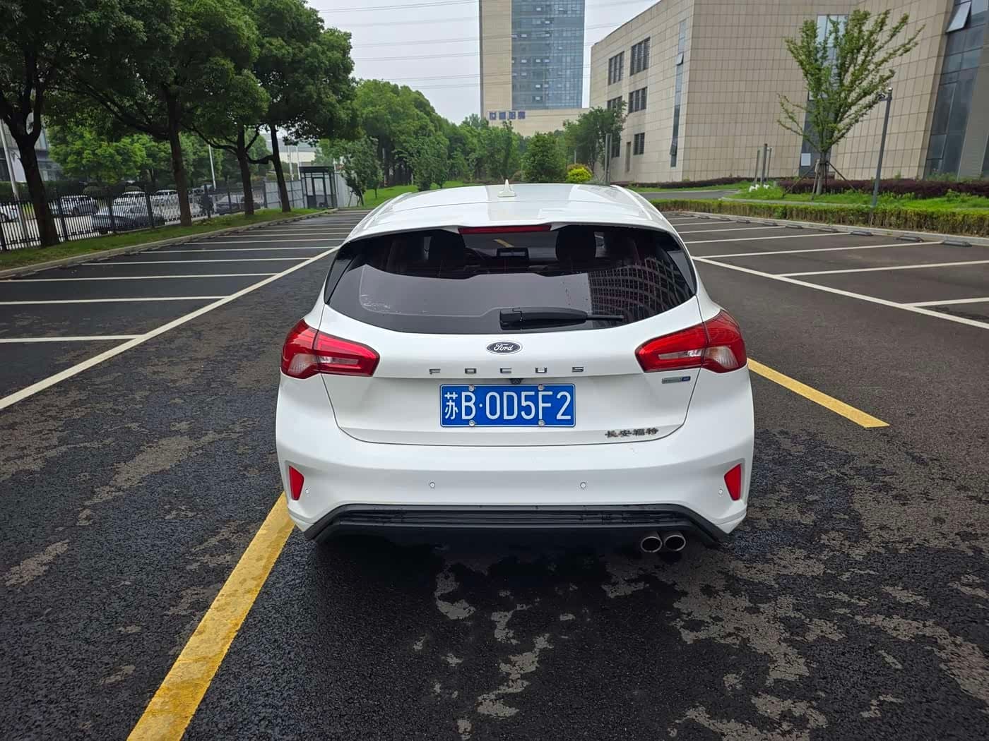 2019 Ford Focus White, 70,000 km, China export – photo 5
