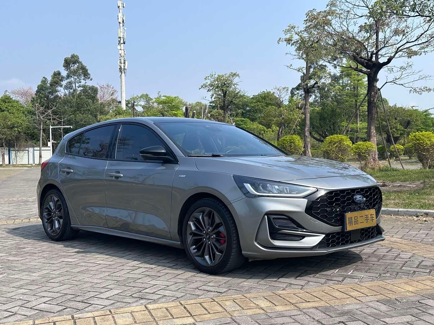 2022 Ford Focus 银灰色, 39,000 km, China export – photo 4