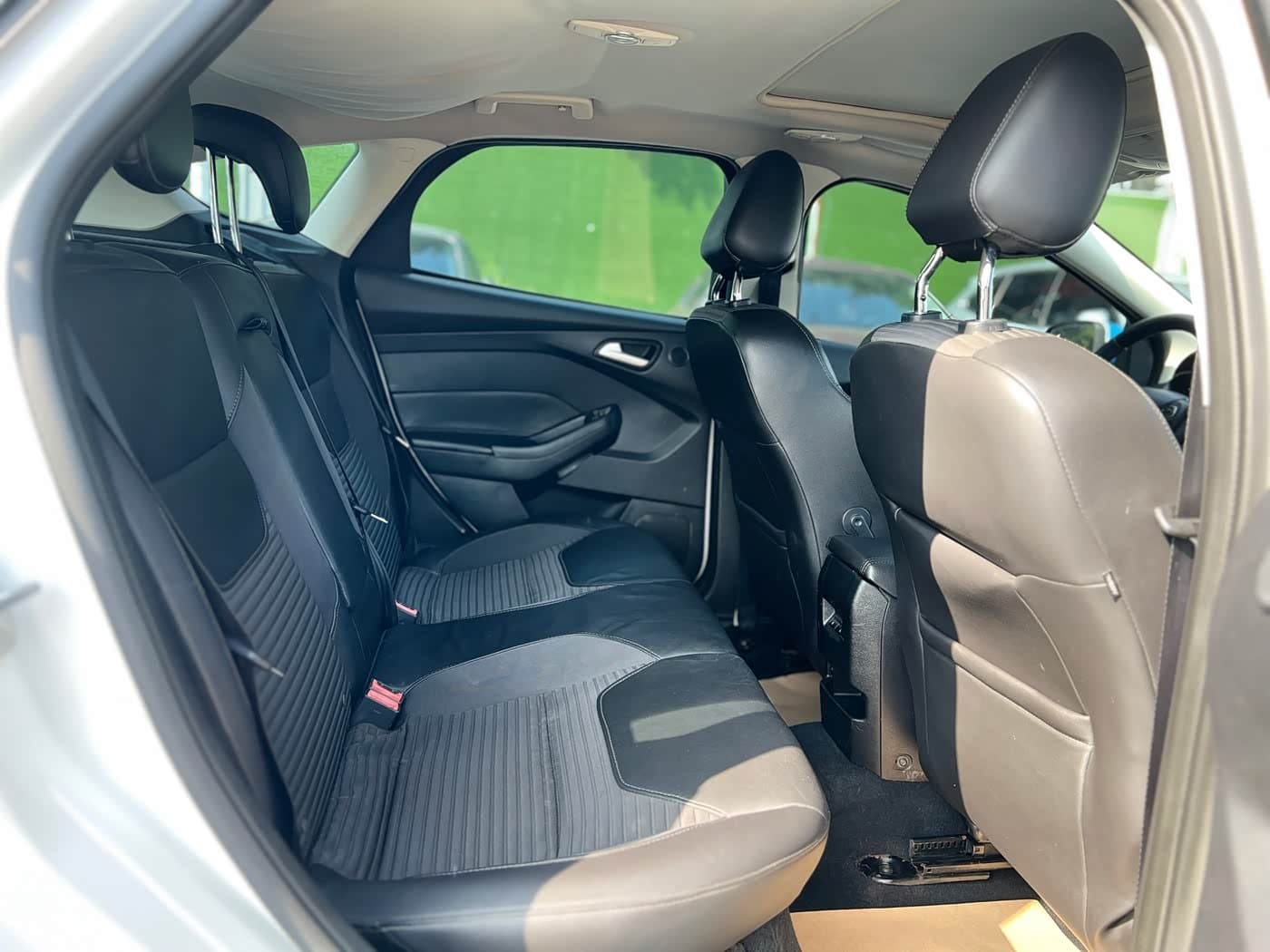 2015 Ford Focus Blue, 110,000 km, China export – photo 5