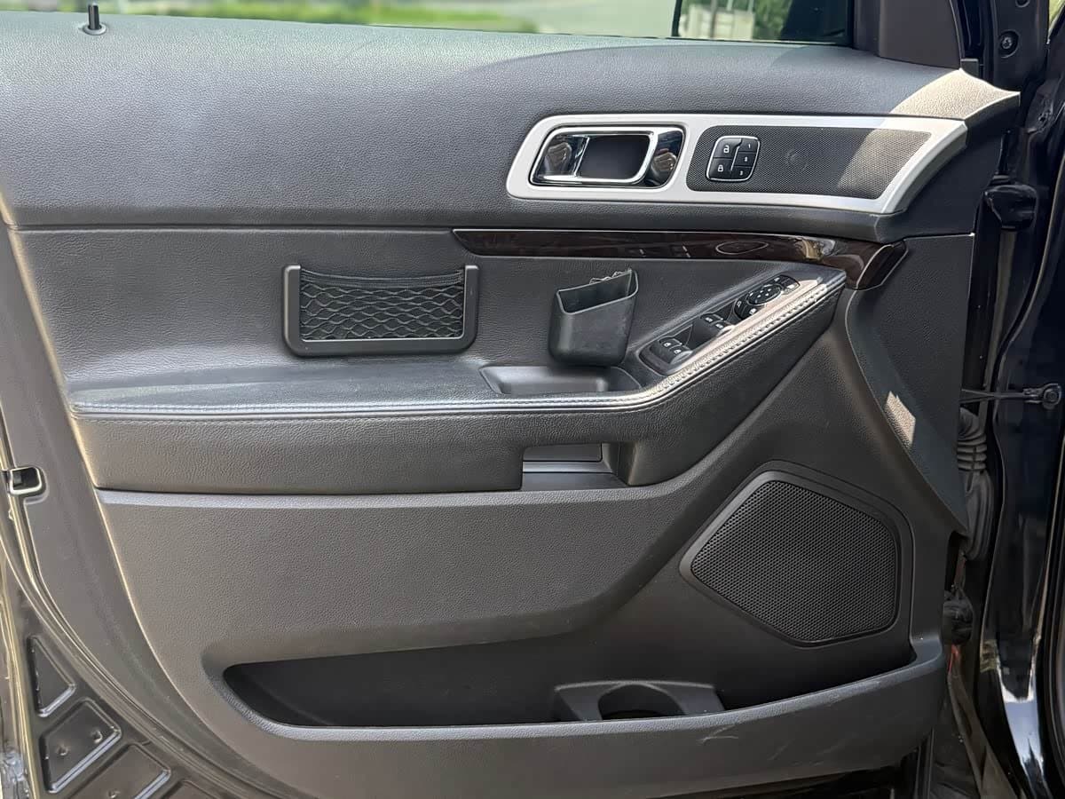 2013 Ford Explorer Black, 143,000 km, China export – photo 6